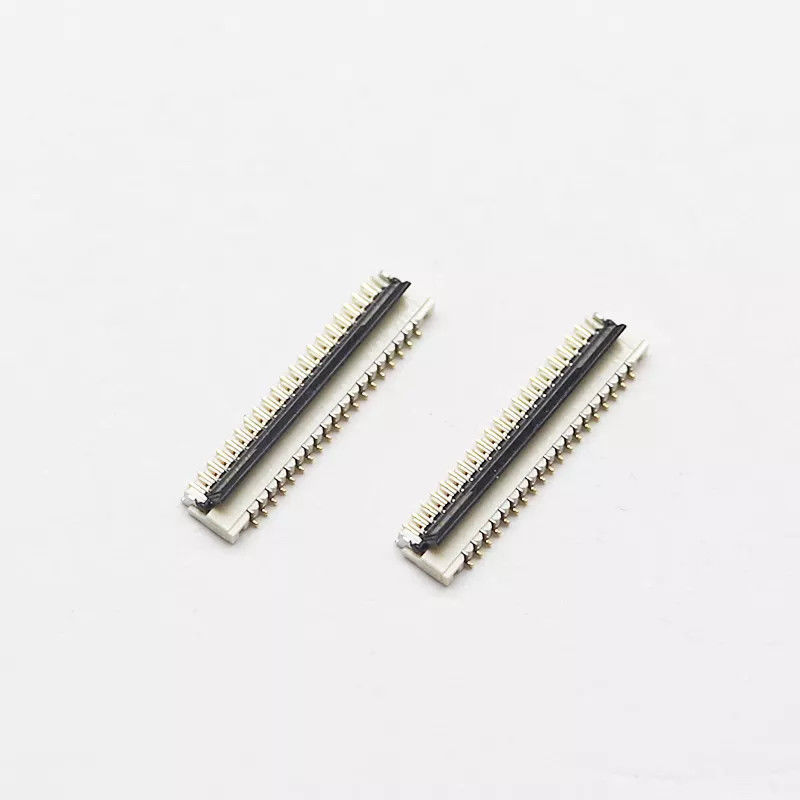 Contato espaçando eletrônico da parte inferior do conector 13-71pin do PWB da altura 1.0mm de 0.3MM
