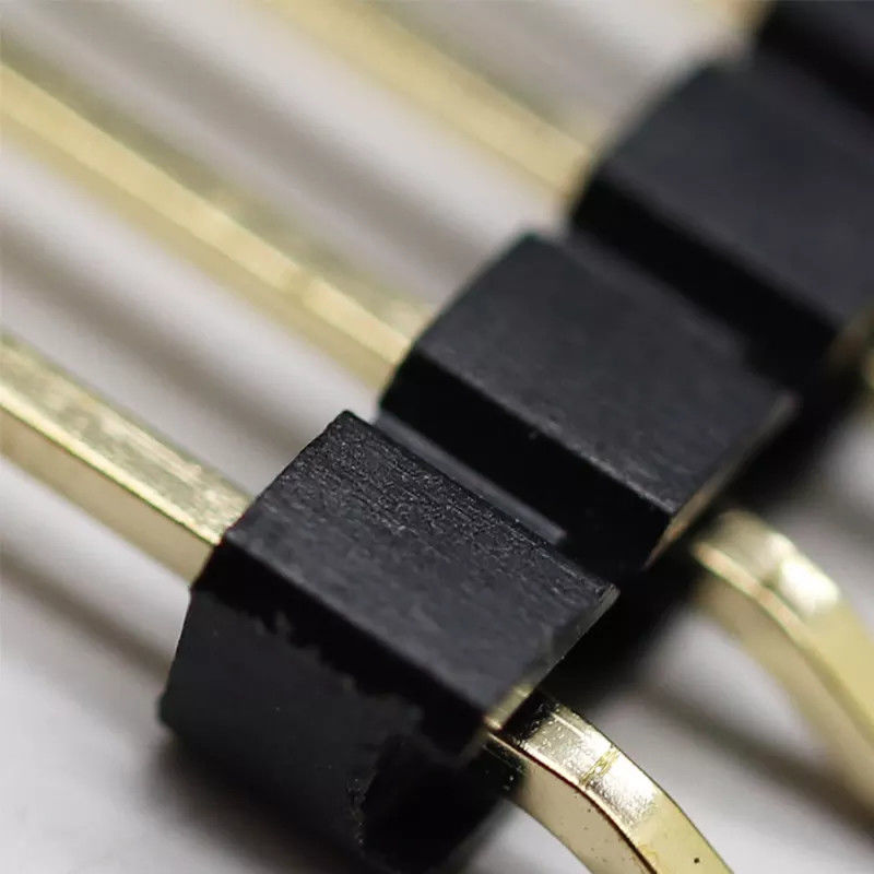 O ângulo direito plástico curvou posições 2-40pin de Pin Header 2.54mm da fileira de SMT as únicas