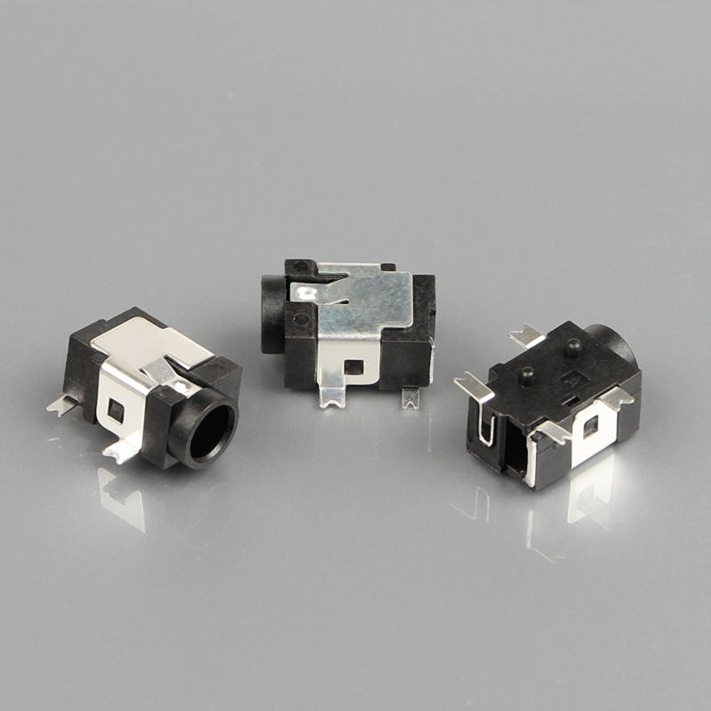 Conectores de ângulo reto com soquete de áudio e vídeo DC fêmea de bronze fosforoso preto de 1,3 mm SMT SMD de 4 pinos, 12V 1A, carcaça de nylon